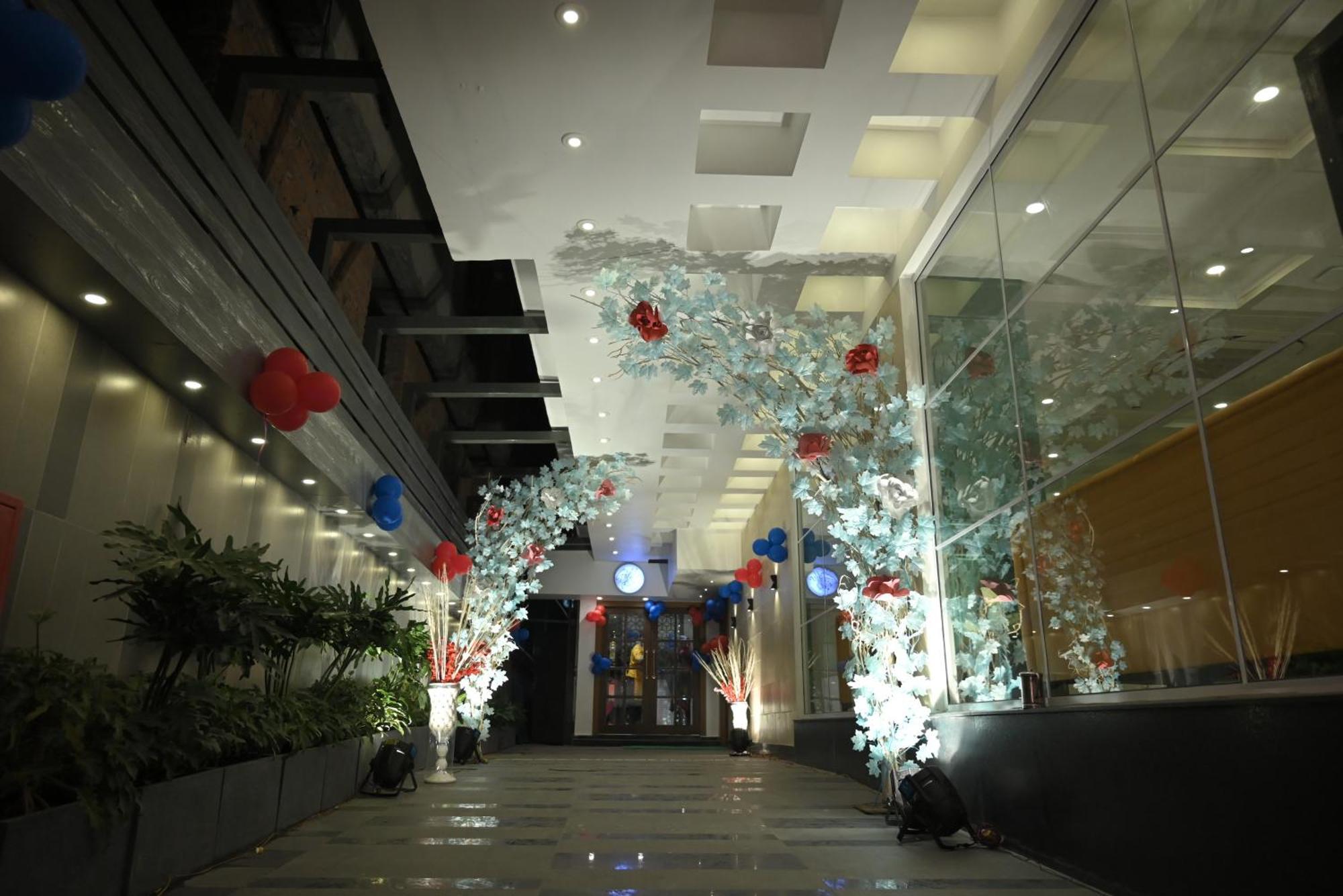 Ra Vista Hotel Колката Екстериор снимка