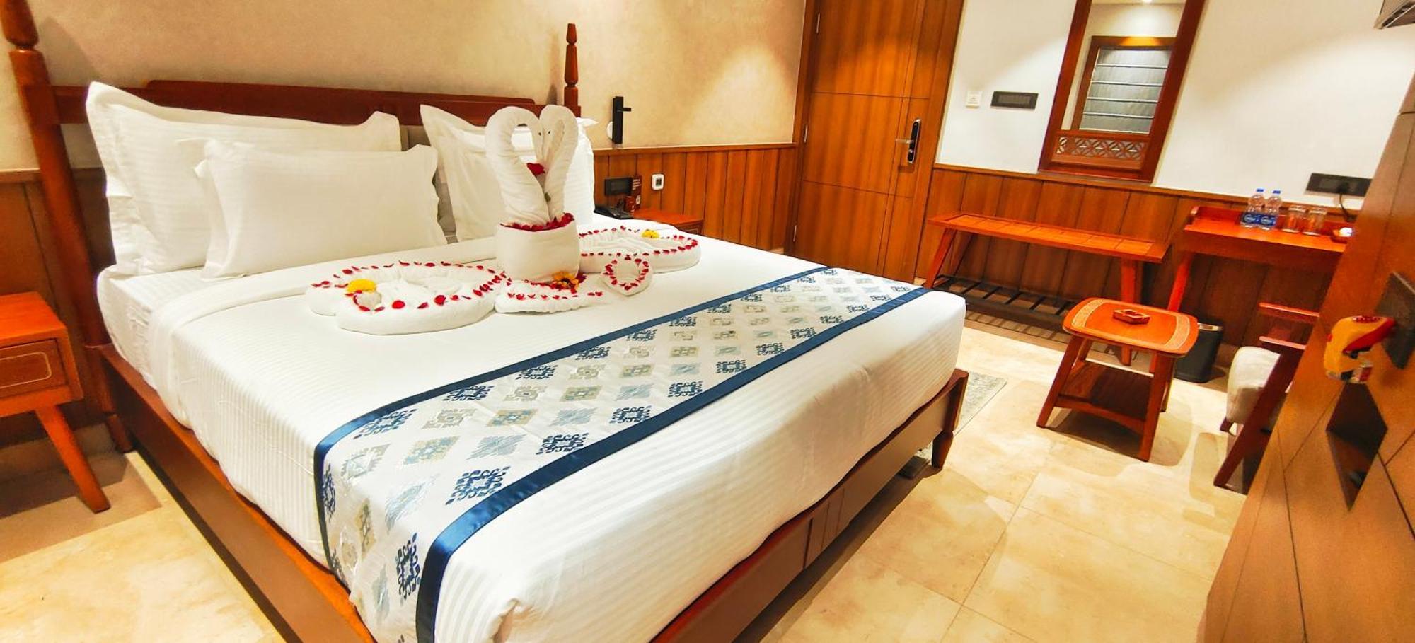 Ra Vista Hotel Колката Екстериор снимка